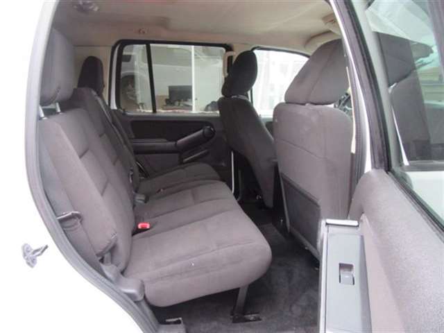 2010 Ford Explorer 4x4 XLT 4dr SUV